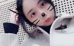 你看你的水喷得到处都是若若